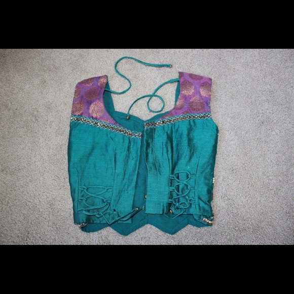 Choli suit - Picture 6 of 8